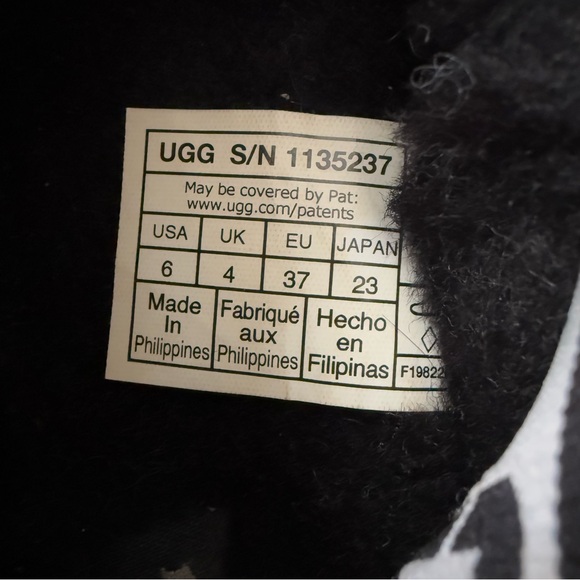 UGG Fuzzita Clear Size 6 - Picture 11 of 14